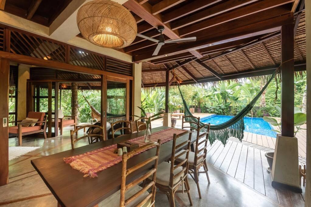 Villa Alaia Hideaway General Luna (Surigao del Norte)